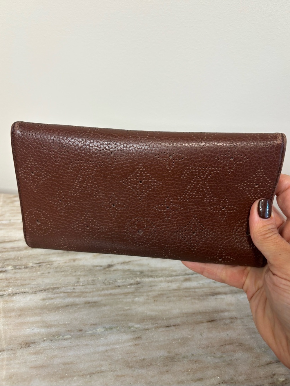 Louis Vuitton Mahina Leather Long Wallet Brown Perforated Monogram - Picture 2 of 14